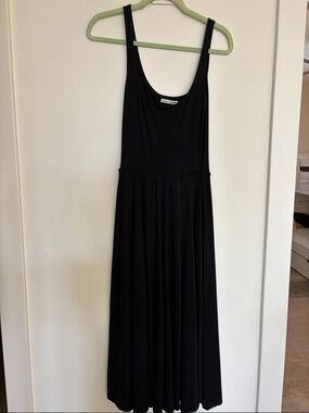 Reformation Jeans Black Scoop-Neck Sleeveless Midi Dress